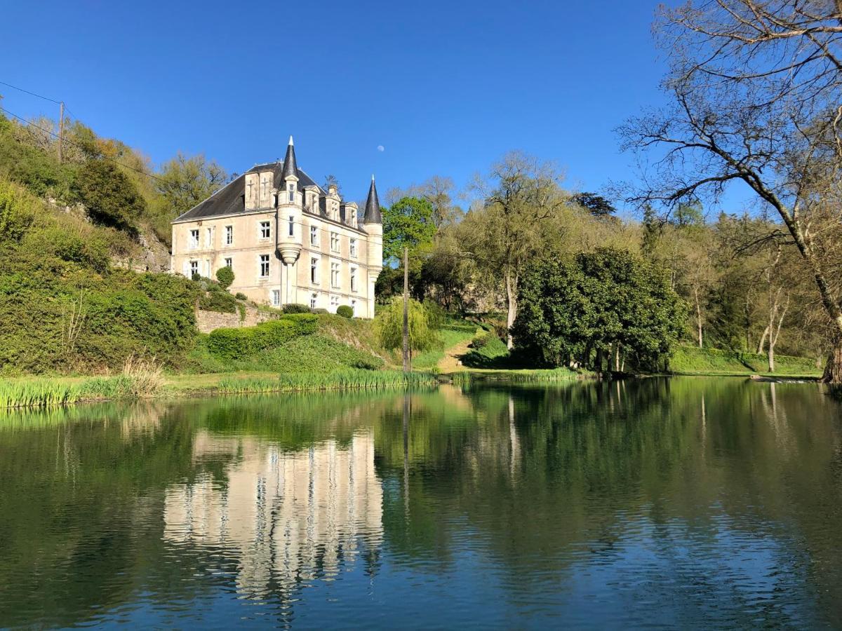 Chateau Des Loups - Les Cypres Echire Kültér fotó