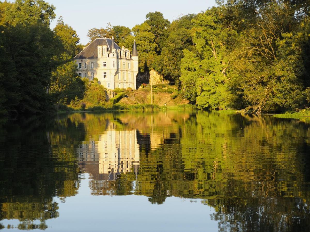 Chateau Des Loups - Les Cypres Echire Kültér fotó